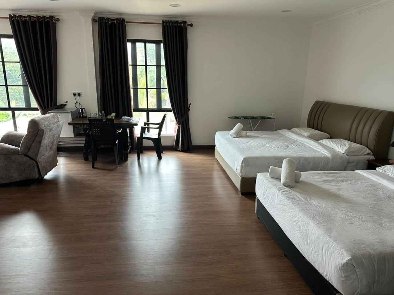 Lakeview Resort Temerloh Exterior photo